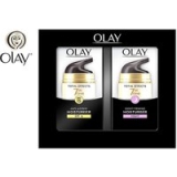 Olay Total Effects 7-in-1 Anti-Ageing Day Cream & Night Cream Gift Set for only £14.99